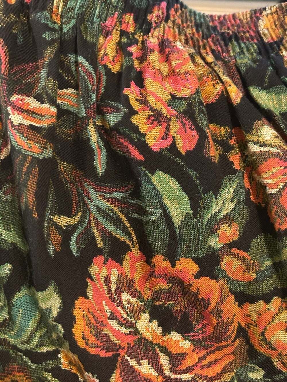 Vintage Kathie Lee Floral Tapestry Pleated Midi Skirt, size M/L - Picture 8 of 8